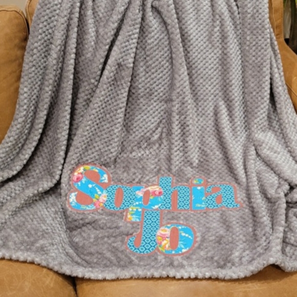 Personalized Custom Name Blanket Throw Great Gift - Picture 3 of 6